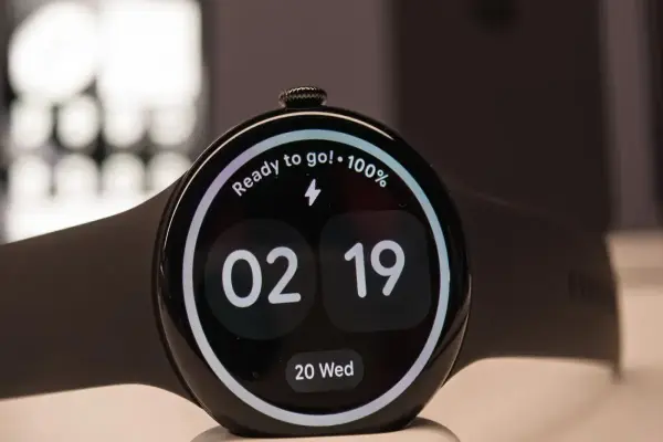 Trên tay Google Pixel Watch 4: những thay đổi lớn khiến nó trở nên hấp dẫn